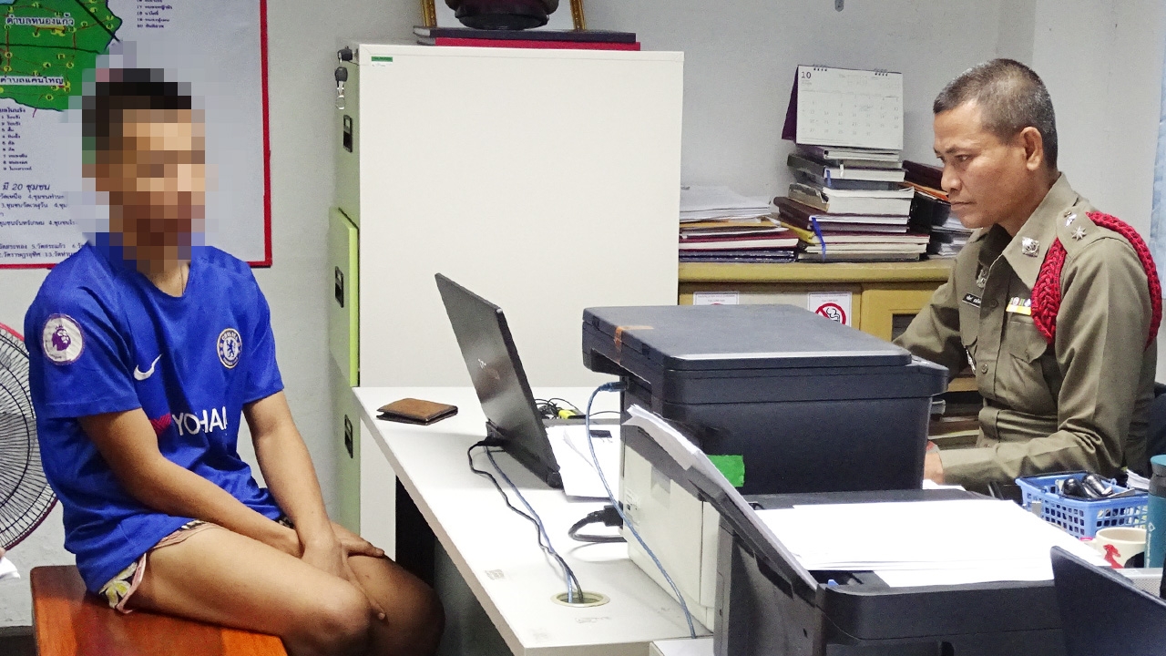 ตร.จับ โจ๋ร้อยเอ็ด โพสต์เลียนแบบกราดยิงโคราช อ้างทำเพราะคึกคะนอง 