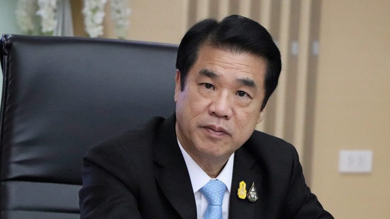“สุริยะ” ไขลานการผลิต “อีวี”