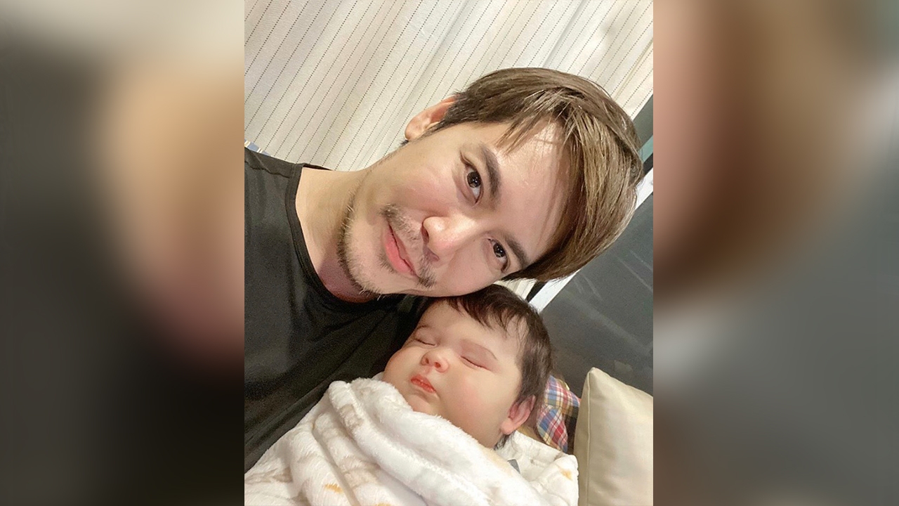 อ๊อฟ ปองศักดิ์ ขอเป็นคุณแม่เลี้ยงเดี่ยว เปิดตัว น้องแดน Reborn baby doll