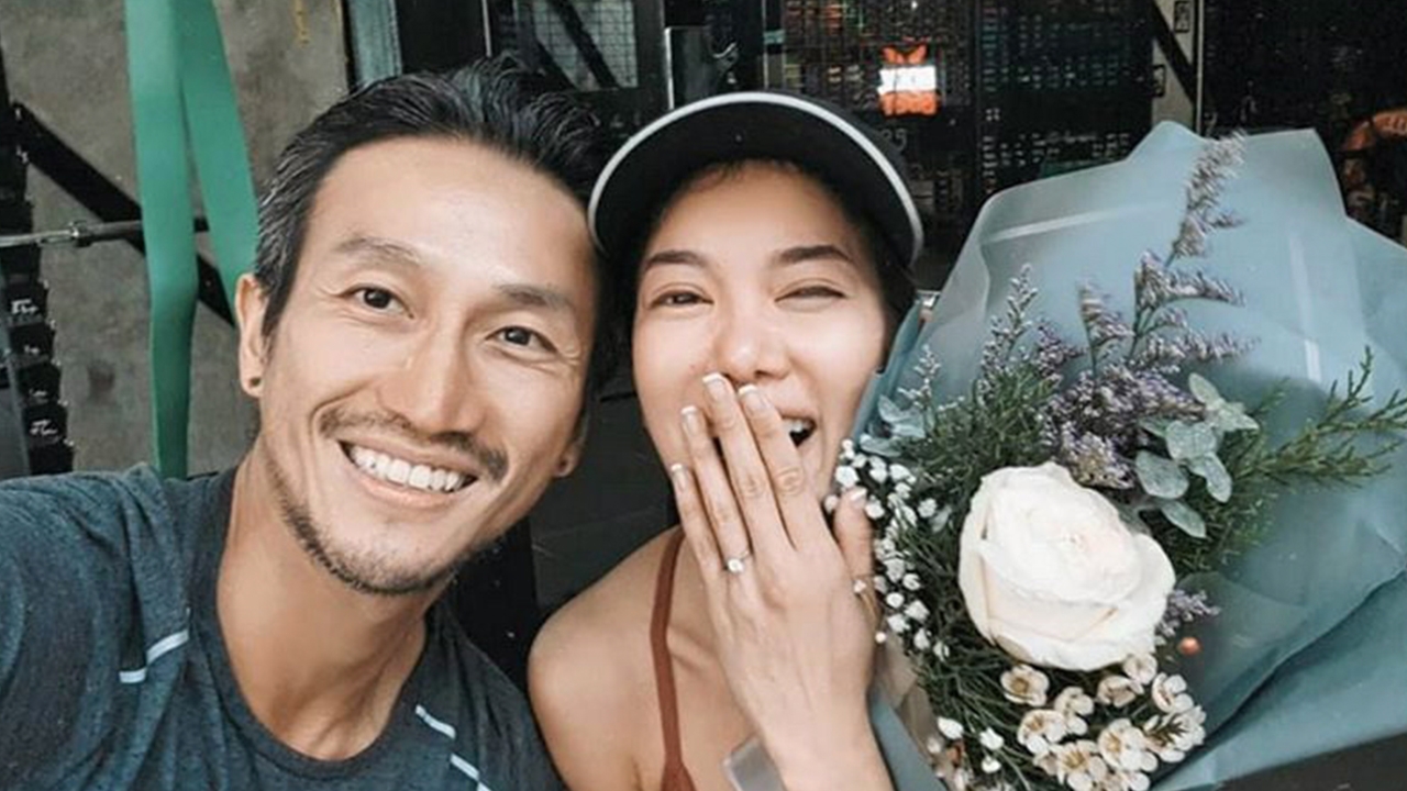 คลื่นรบกวน : วาเลนไทน์ปีนี้ ตูน บอดี้สแลม เซอร์ไพรส์ขอ ก้อย รัชวิน แต่งงานแบบเรียบง่าย