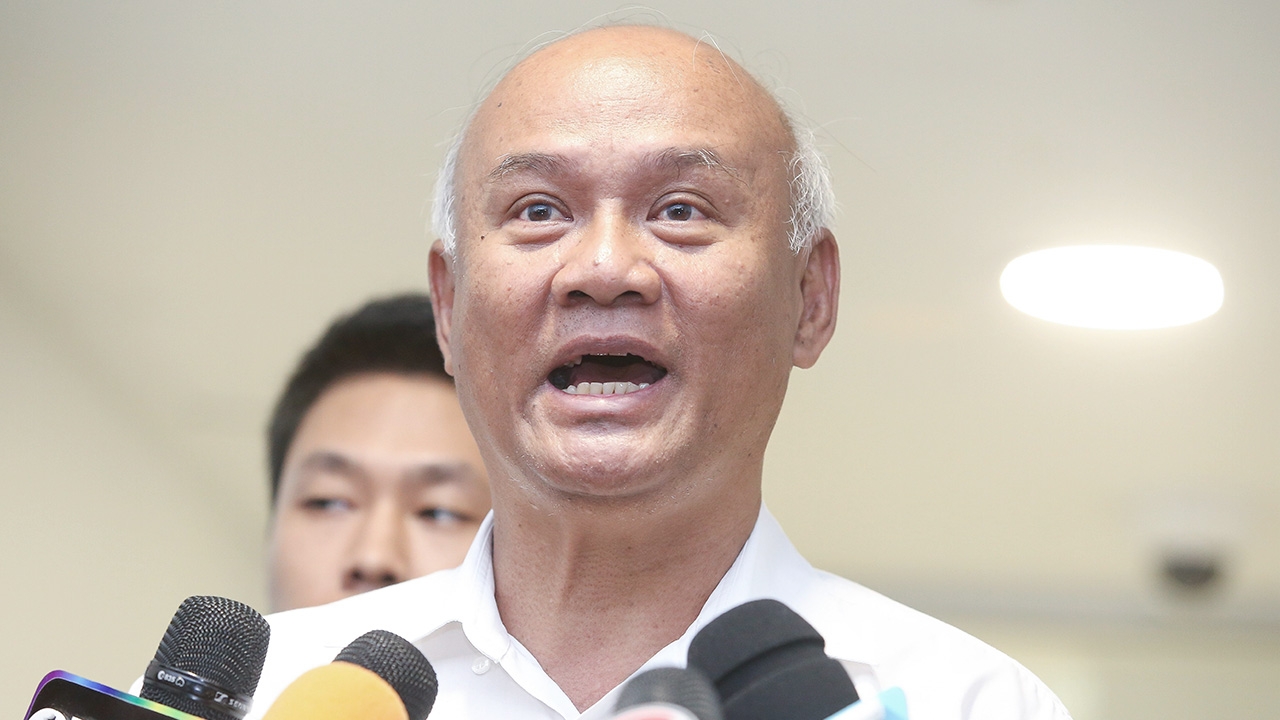 “พงศกร” ประกาศ ขอลาออกกรรมการบริหารพรรคอนาคตใหม่ ปมยังพักในหน่วยทหาร