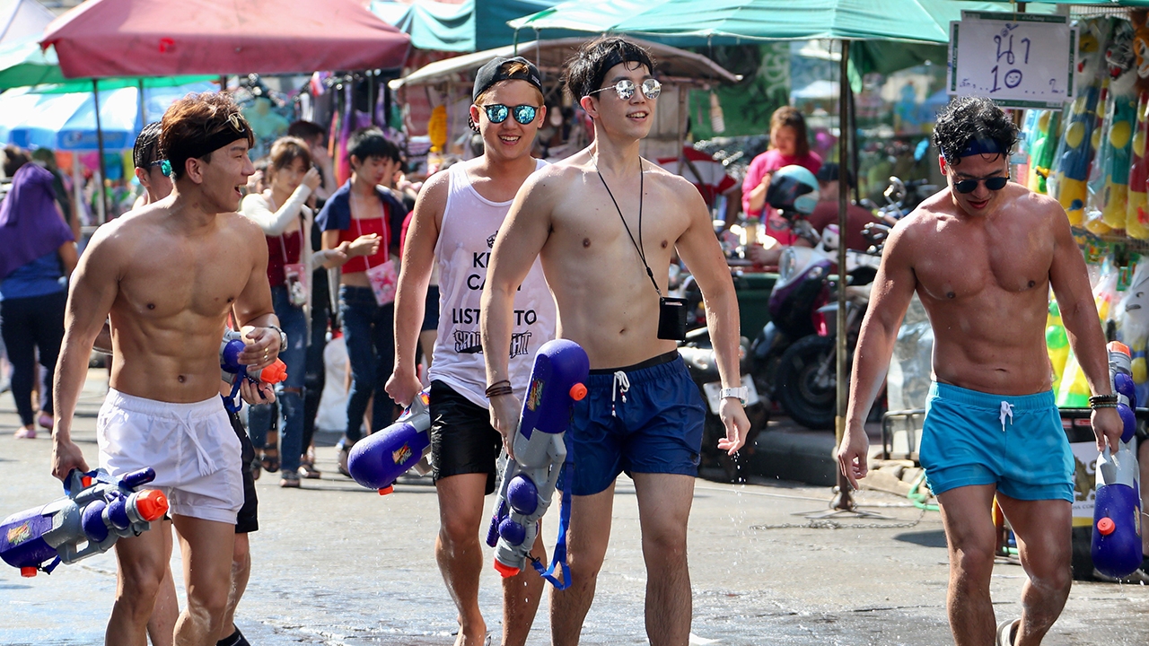 รัฐบาลชงเพิ่มวันหยุดยาว สงกรานต์ 9 วัน กระตุ้นเศรษฐกิจการท่องเที่ยว