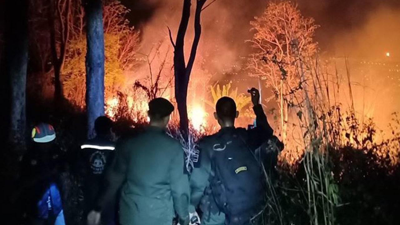 ยุติการค้นหา ไม่มีเครื่องบิน-เฮลิคอปเตอร์ตก เป็นแค่ไฟไหม้ป่าเขานางหย่อง