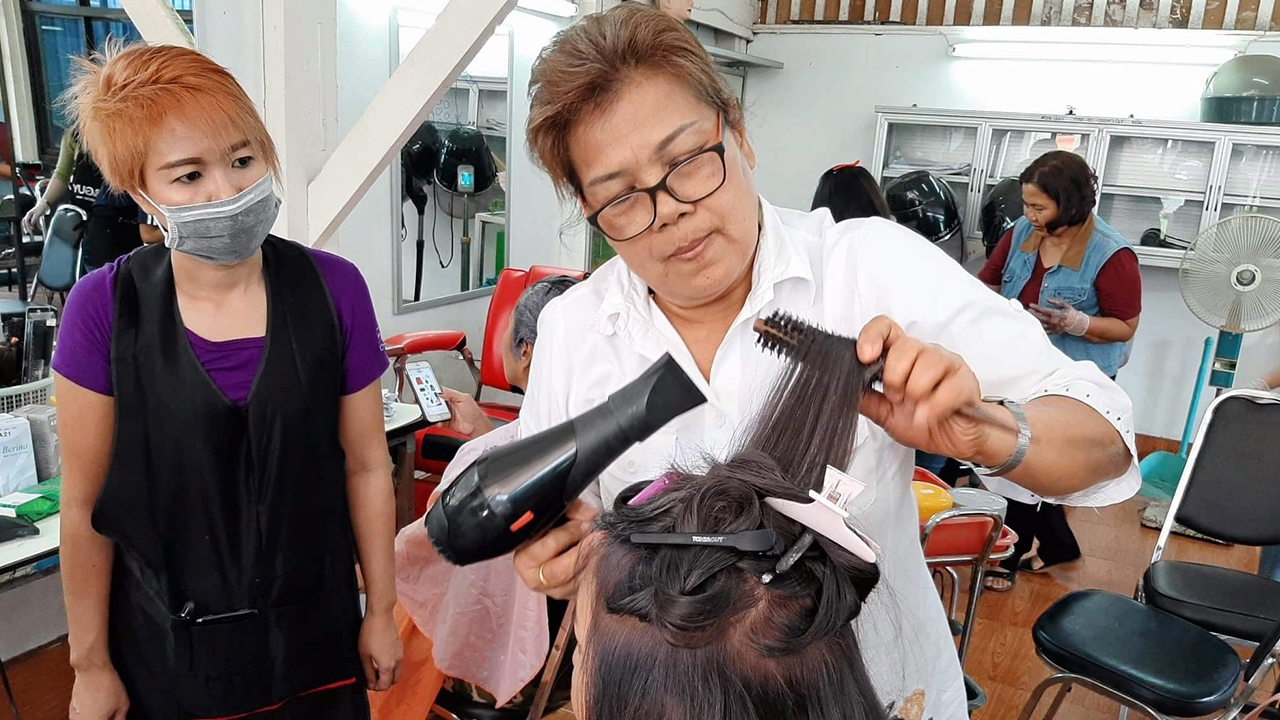เหนือฟ้าใต้บาดาล : ชีวิตติดกรรม สู่อาสาหัตถบำบัด เส้นทาง...ปู่พรหมฤาษี