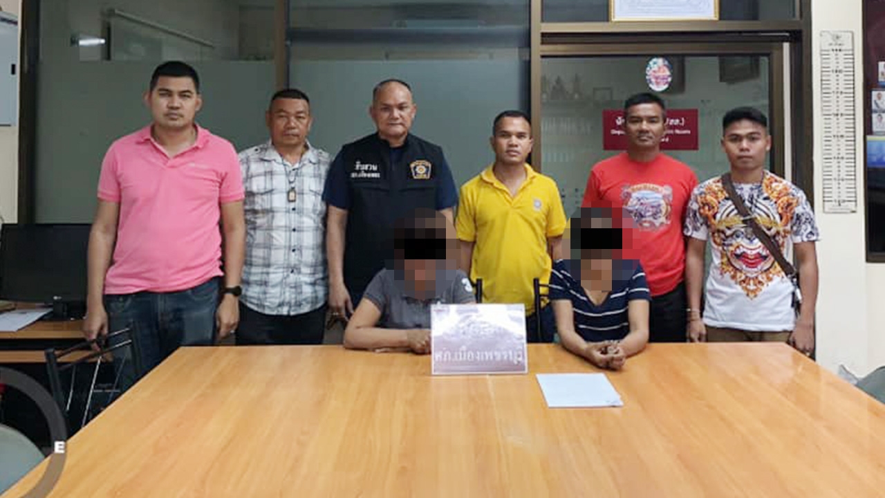 รวบแล้ว 2 โจรสาวโหดใช้เครื่องช็อตไฟฟ้า-กรรไกรแทงแม่ค้าชิงทรัพย์