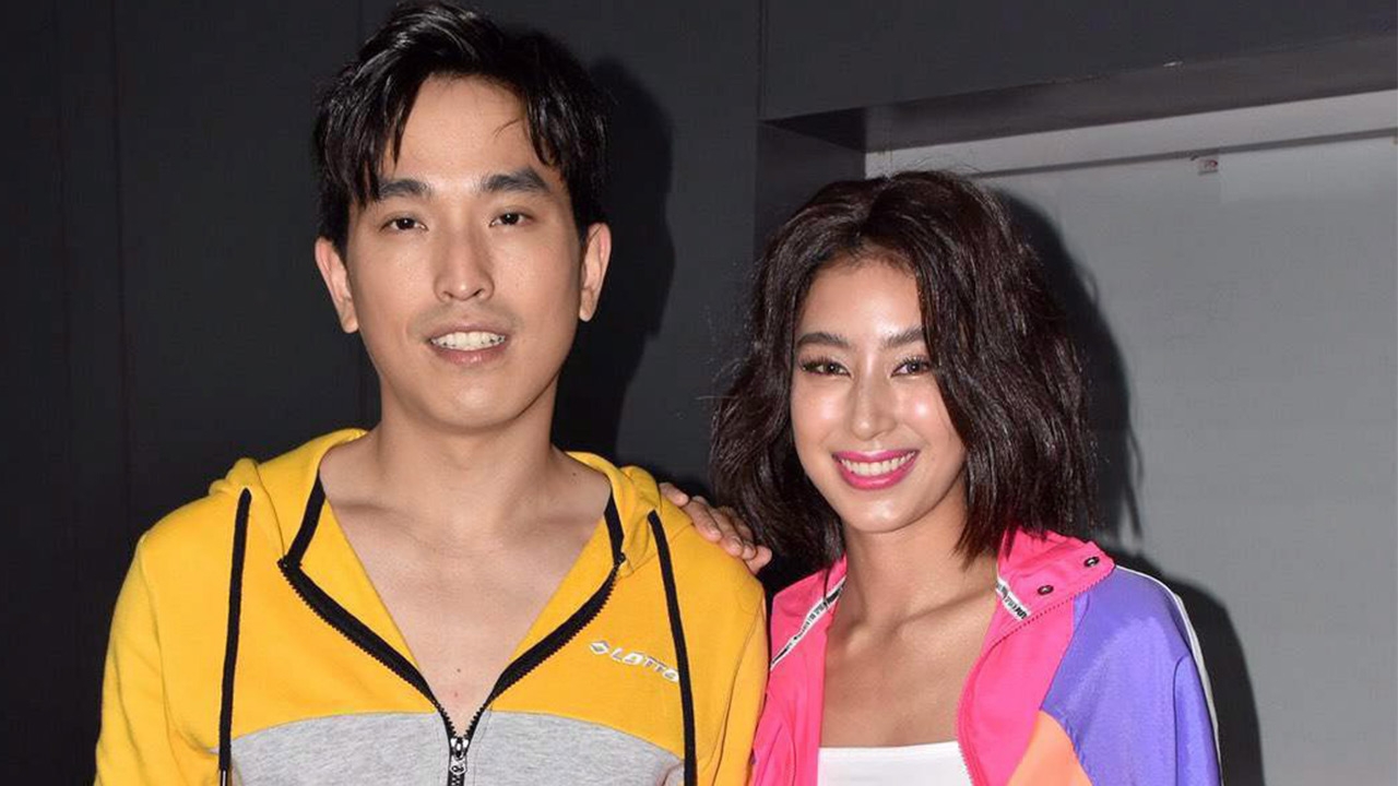 "มิ้นต์" ควงคู่ "ภูผา" ออกงานหาเงินเก็บ