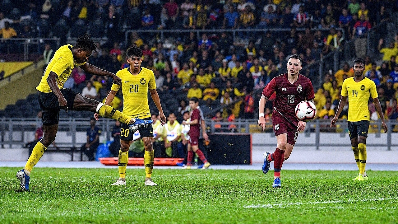 ไทยพ่ายนัดแรก โดนมาเลย์ยิงแซงชนะ 2-1 เกมคัดบอลโลก