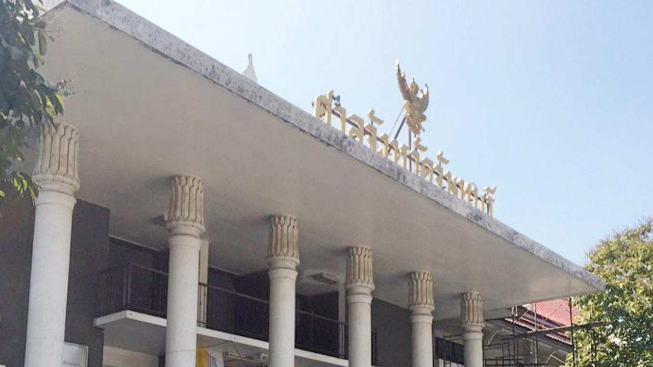 ตำรวจจันทบุรี ขอเวลาคลี่คลายคดียิงกันในศาล ข้อมูลหลายส่วนยังเผยไม่ได้