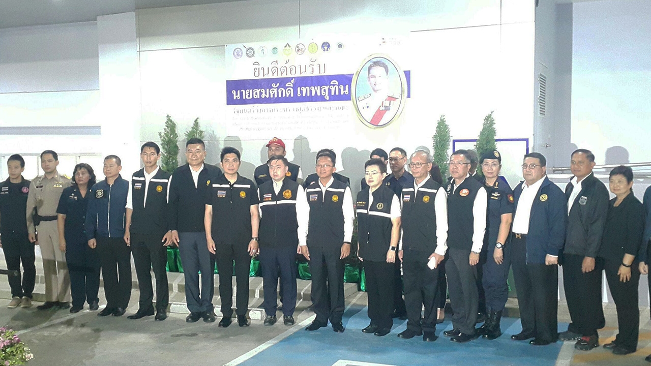 "สมศักดิ์" นำทีมลุยตรวจสถานบันเทิง กำชับผู้ประกอบการทำตามกฎหมาย