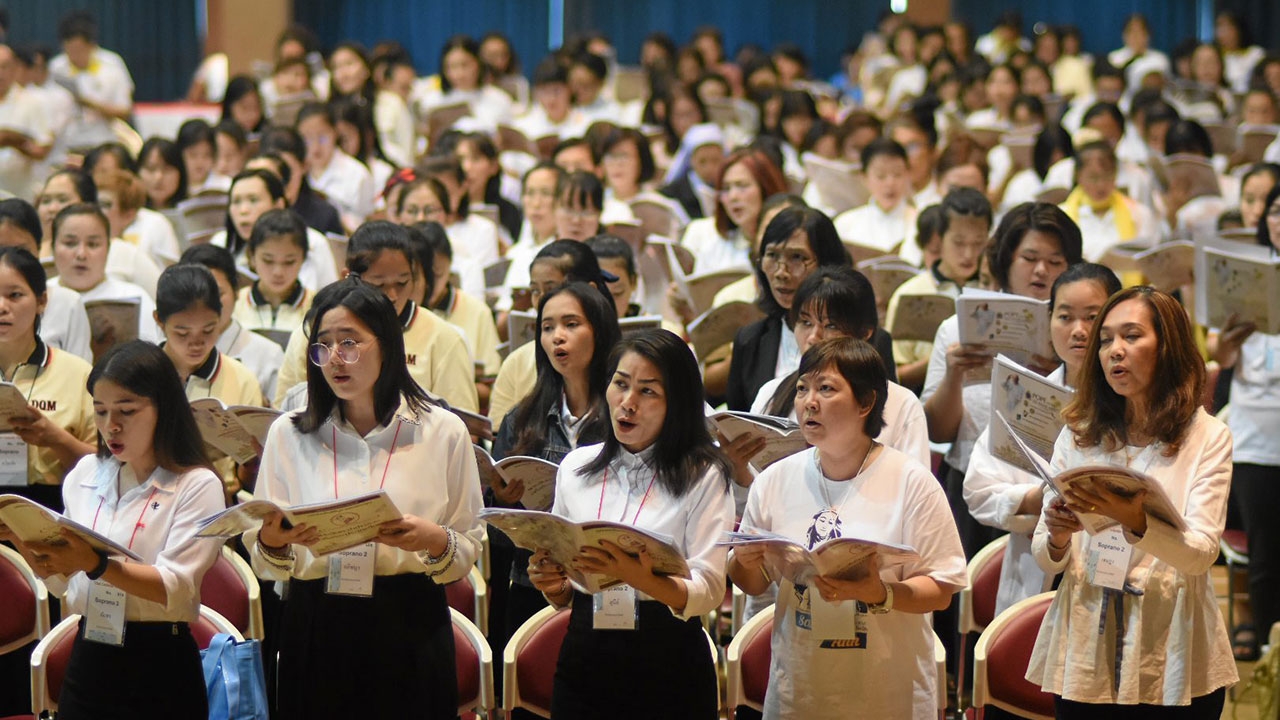 จัดเตรียม พุทธประวัติถวาย "โป๊ป"