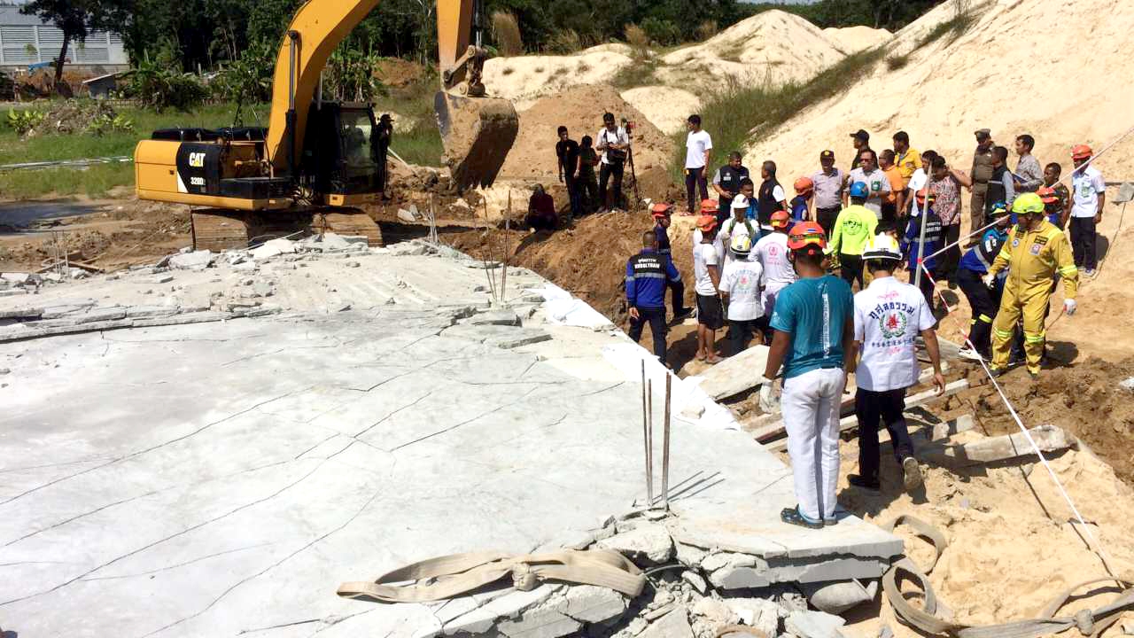 เผยนาทีอาคารถล่มดับ 7 ศพ แผ่นคอนกรีตร่วงทับ คนงานหนีไม่ทัน 