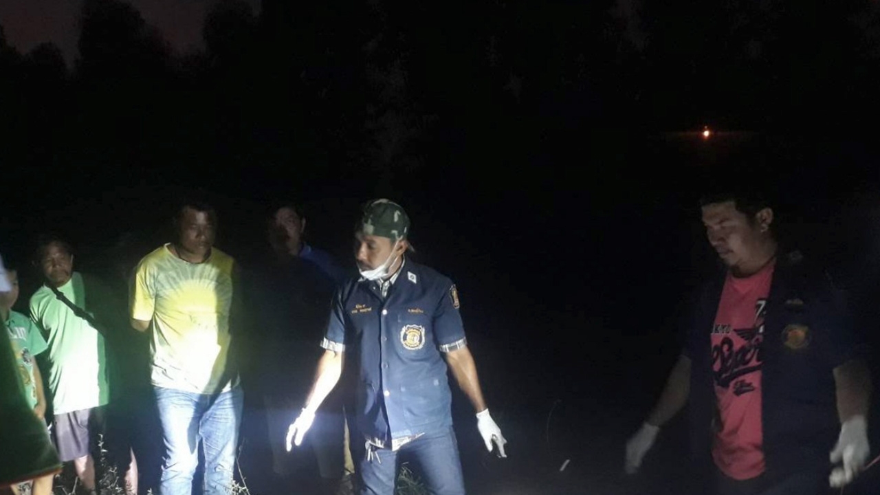 คนเลี้ยงเป็ดเมาเหล้า โดดข้ามคลองส่งน้ำ ล้มหัวฟาดพื้น จมน้ำดับอนาถ 