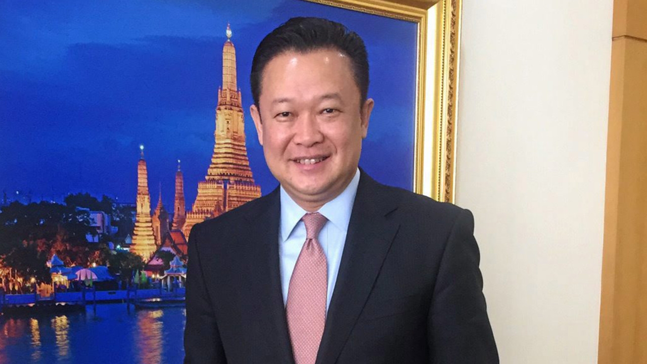 บุคคลในข่าว : ยุทธศักดิ์ สุภสร เปิดงานมหาปรากฏการณ์เทศกาลลอยกระทง
