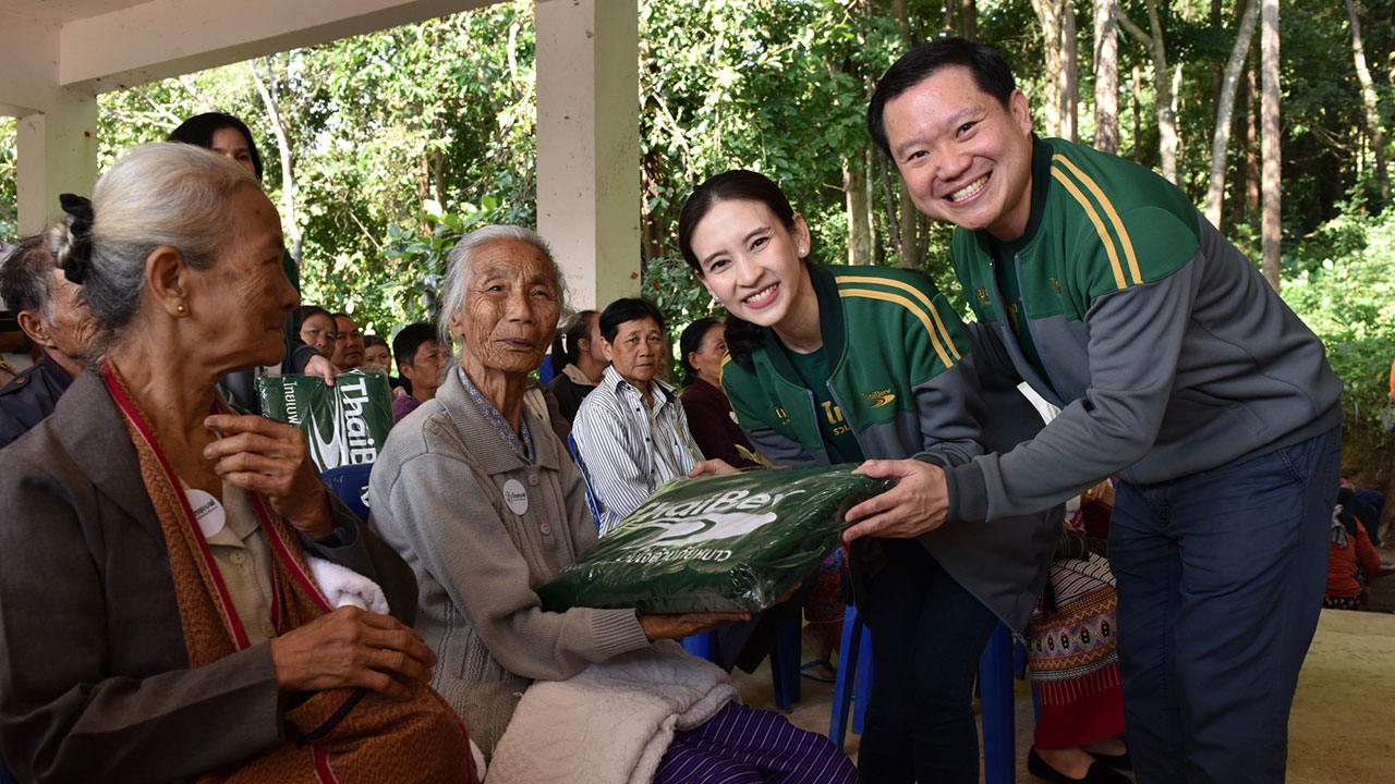 “ไทยเบฟ...รวมใจต้านภัยหนาว” ครบรอบ 20 ปี ส่งมอบผ้าห่ม 15,000 ผืนแรกที่ จ.เชียงใหม่