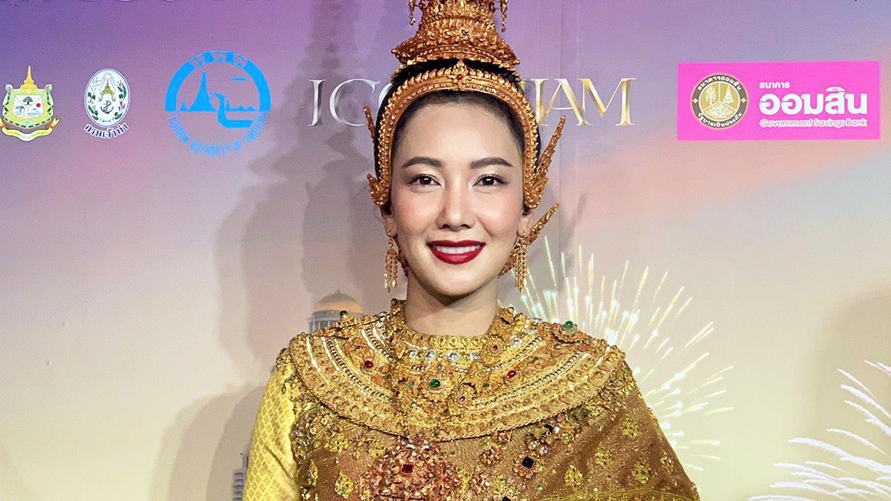"นุ่น" ควง "ต๊อด" ทำบุญวัด-โรงพยาบาล-โรงเรียน