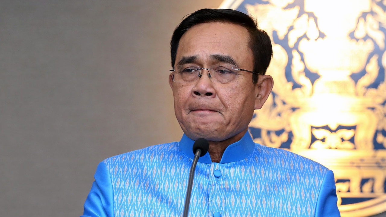 ลุงตู่ทิ้งไพ่ตาย