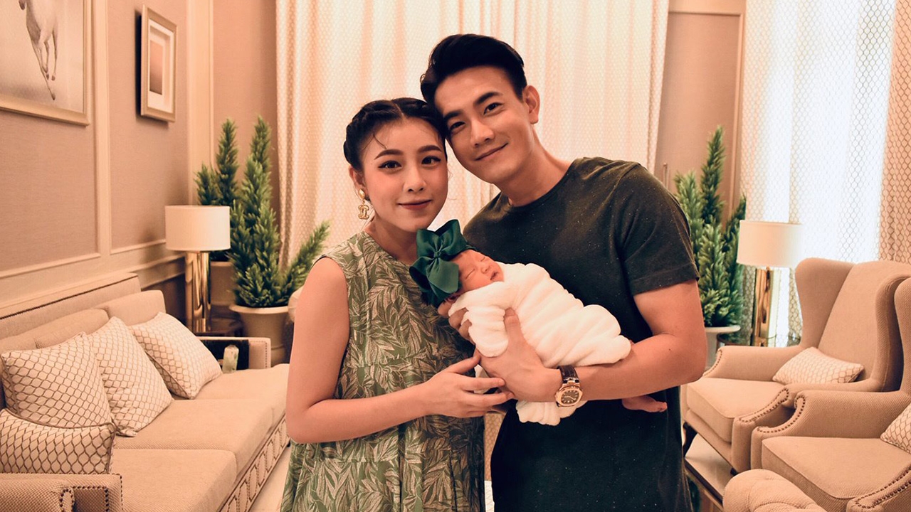 คุณพ่อป้ายแดง "ฟลุค จิระ" โชว์สกิลเลี้ยงลูก ส่องความน่ารัก "น้องจูนี่" ของขวัญล้ำค่า