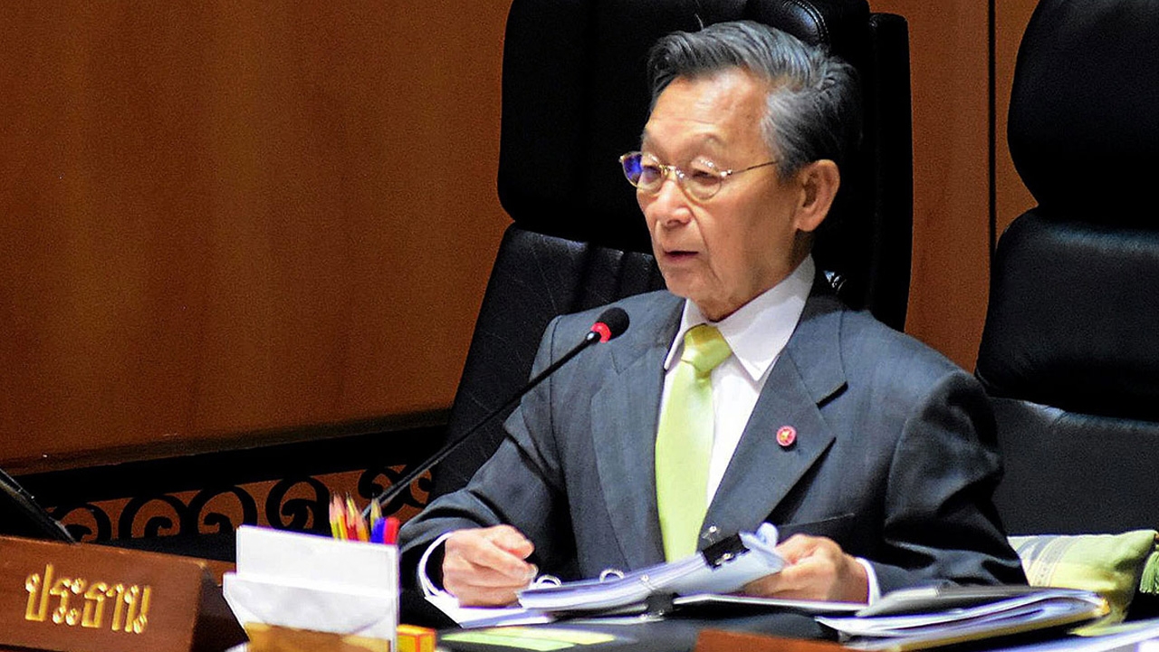 "ชวน" เข้า รพ.รามาฯ ตรวจเลือด หลังรู้สึกเป็นไข้ หมอให้ยาปฏิชีวนะ