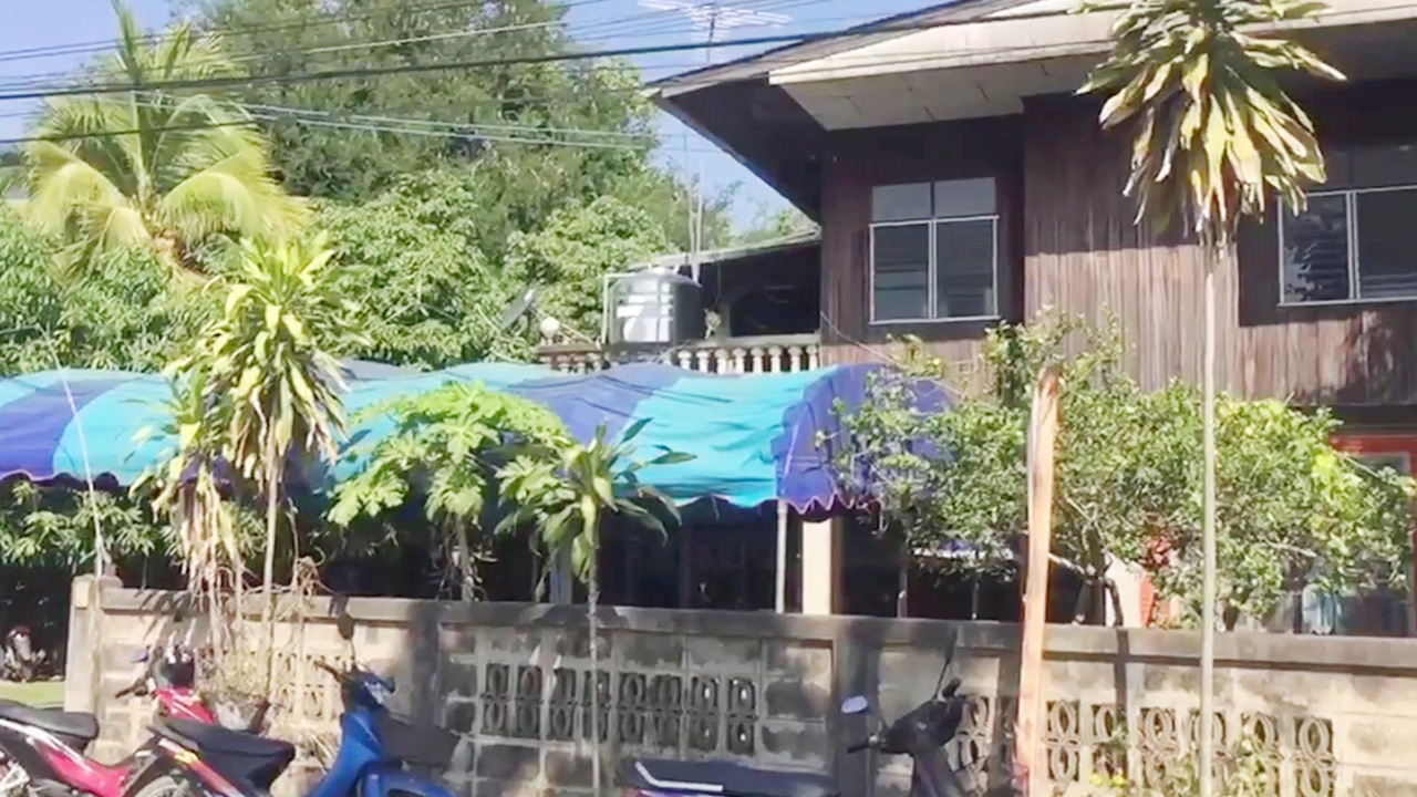 ญาติๆ ครูแนนที่พะเยา เตรียมสถานที่จัดงานศพ เผยไม่อยากเชื่อครูจะถูกฆ่า