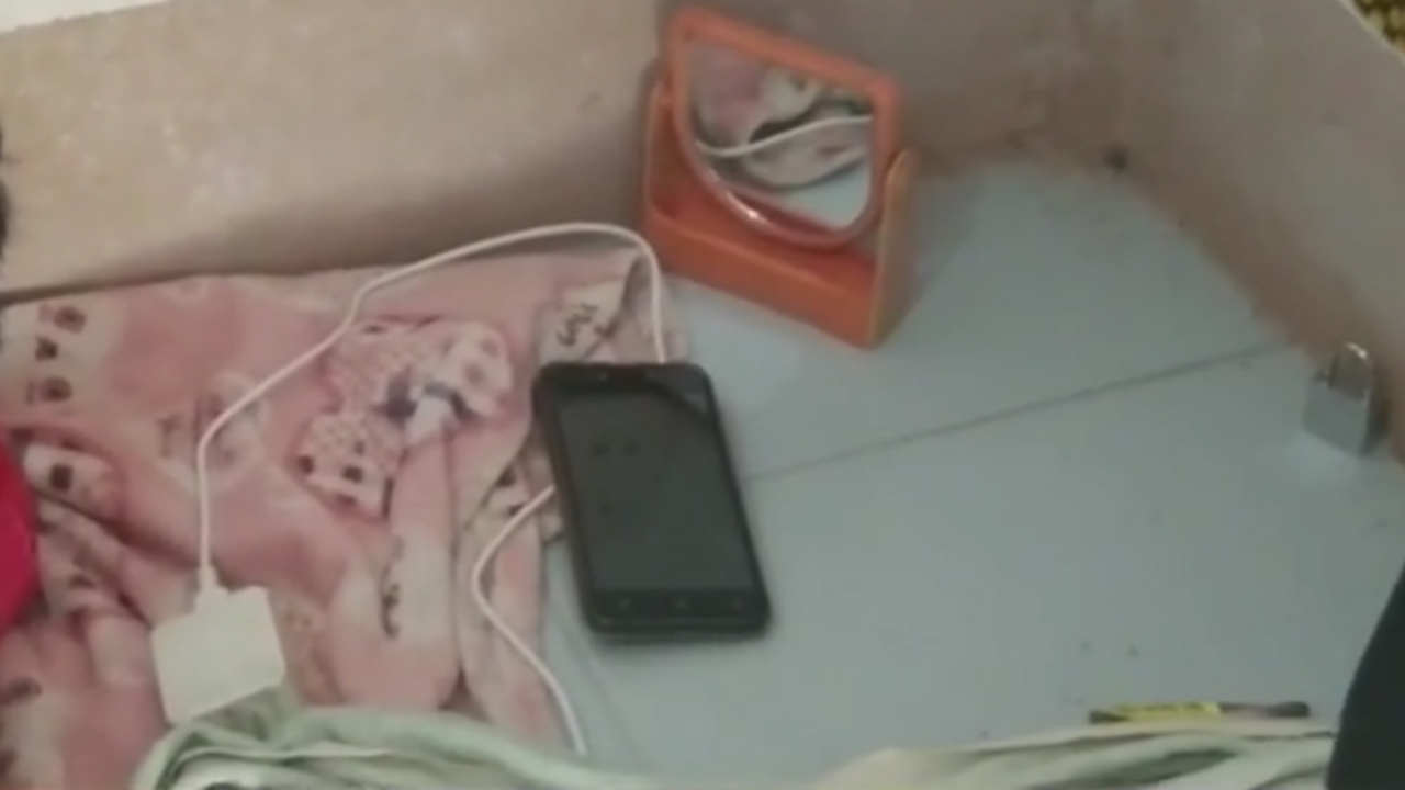 โชเฟอร์หนุ่ม นอนทับมือถือ ดับปริศนาร่างไร้ร่องรอย เชื่อไฟช็อต 