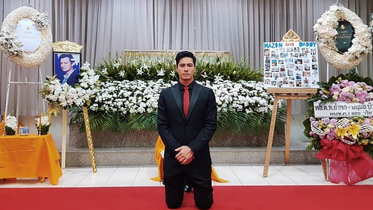 ปีเตอร์ เผยเหตุผลซึ้งๆ ใส่เนกไทสีแดงมางานศพ ไมเคิล น้องชาย