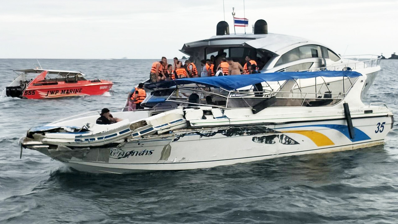 สปีดโบ๊ตเฉี่ยวชนเรือยอชต์กลางทะเลพังงา กัปตันตาย 1 ลูกเรือหาย 1 นทท.เจ็บ 8