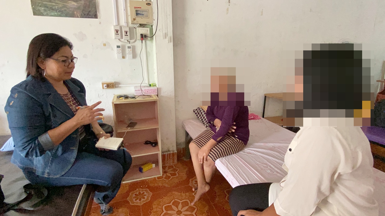 ตร.ช่วยด้วย โจรบุกฉกเงินยายตาบอด แถมคิดชั่ว พยายามล่วงละเมิดทางเพศ 