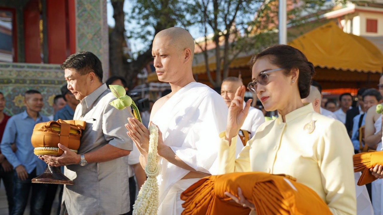 สู่เพศบรรพชิต 