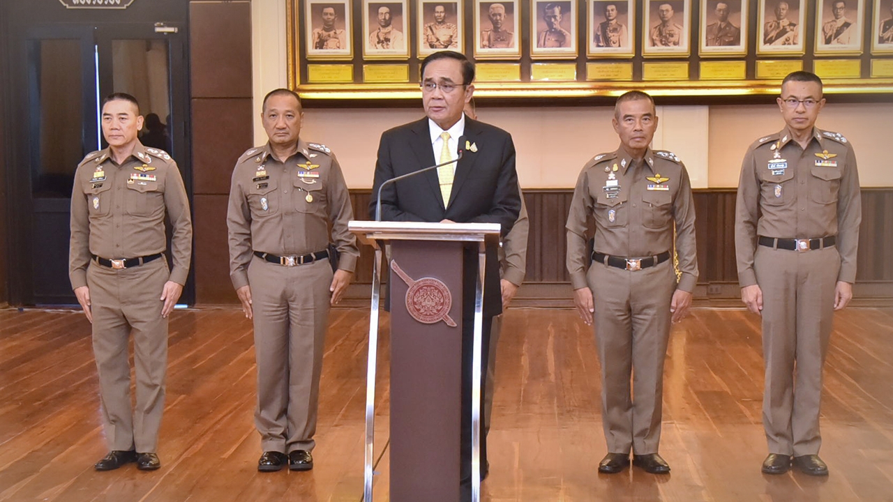 นายกฯ สั่งประเมินผลทุก 6 เดือน หลังแต่งตั้งสีกากี ขู่งานไม่ดีมีย้าย