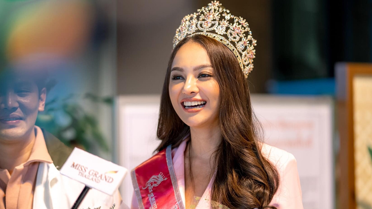 สานต่อโครงการกุศล พลอย พร้อม! 