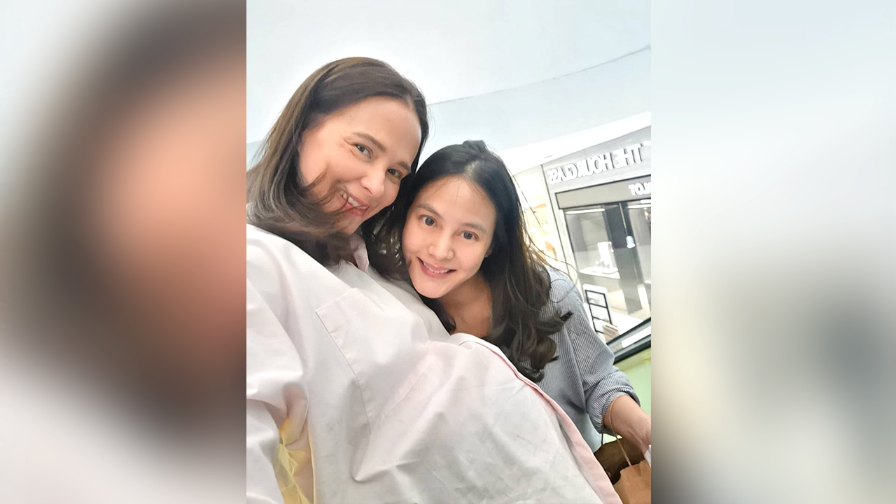 แอน อลิชา อัปเดตรูปล่าสุดกับ เจนี่ ท้องแก่มากแล้ว ยังดูหน้าใสทั้งคู่