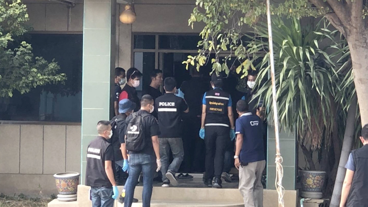 ตร.ภาค1ลุยค้นบ้านโรงงานปุ๋ย หาหลักฐานเชื่อมคดีฆ่าเซลส์สาวยัดเก๋งทิ้งน้ำ