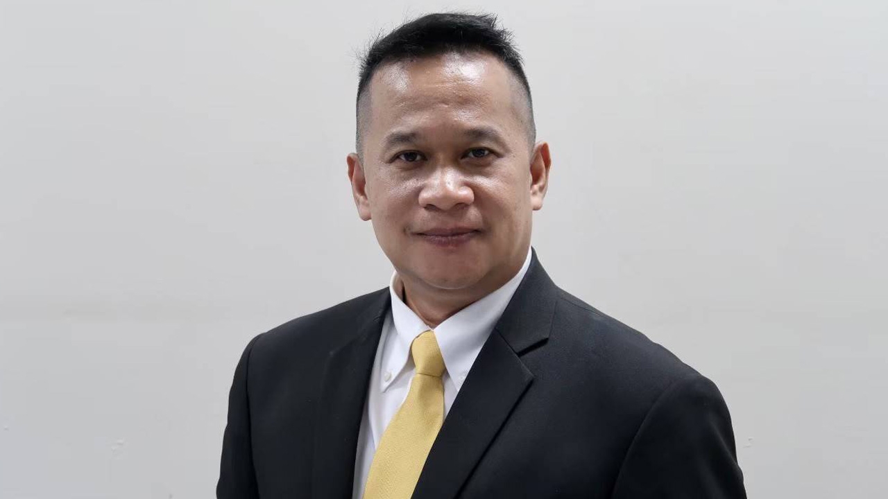 "อนุสรณ์" อัด พปชร.อย่าปิดแผ่นฟ้าด้วยฝ่ามือ ซัดตระบัดสัตย์ ปมขึ้นค่าแรง