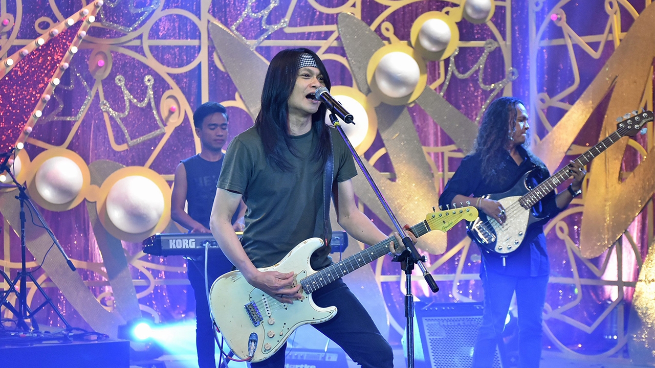 “พี สะเดิด” ทั้งดังทั้งเสน่ห์แรงจน “โดนผีปล้ำ”