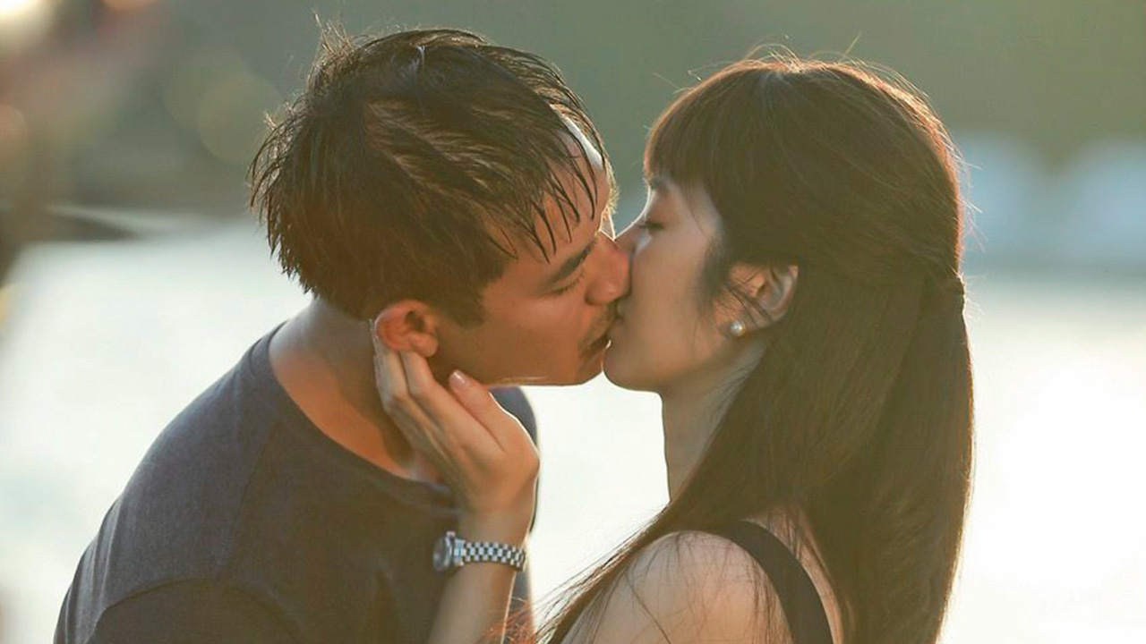 "เวียร์&ฐิสา" จูบสุดฟิน หลังสวมบทฮีโร่โชว์สเต็ปบู๊ในละคร “ยอดรักนักรบ”