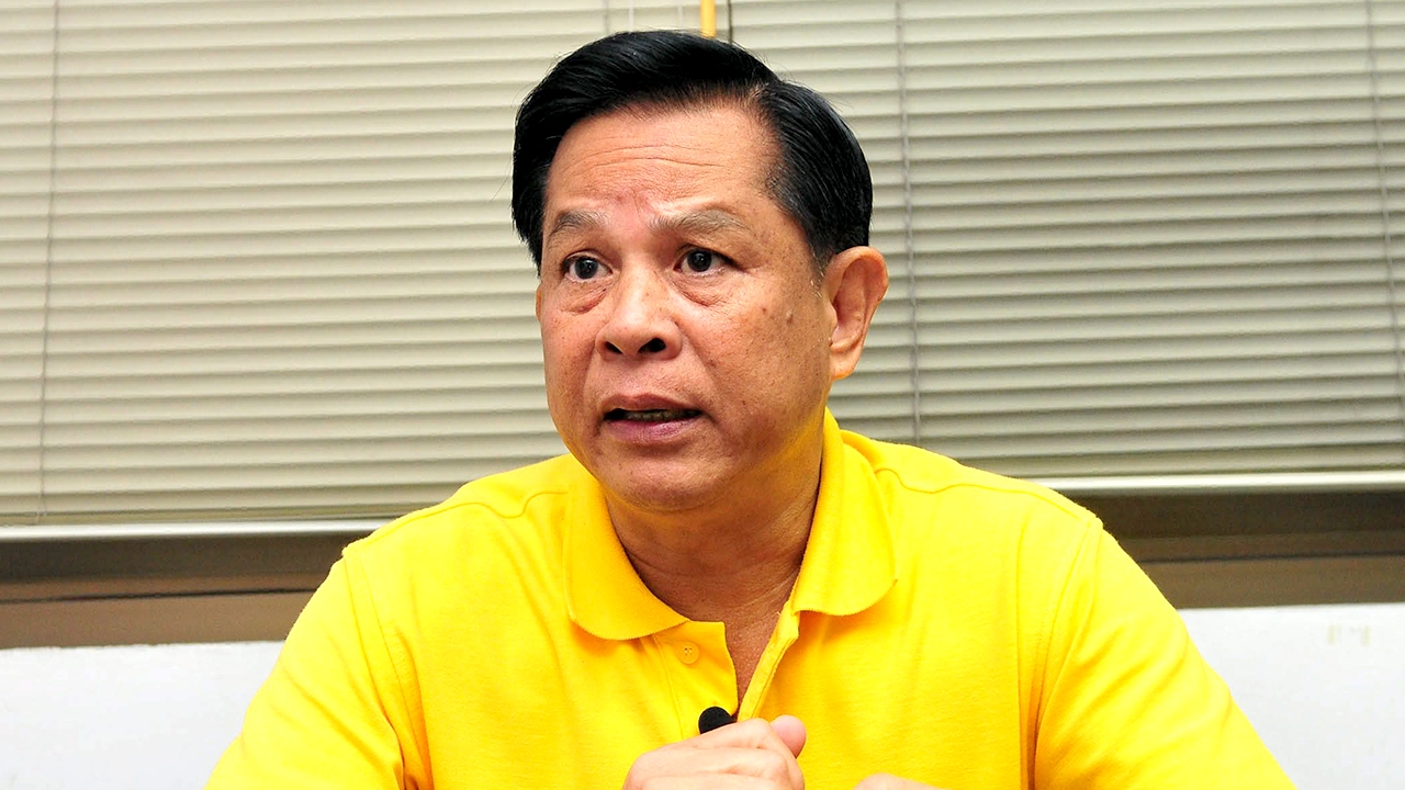 “พีระพันธุ์ สาลีรัฐวิภาค” ลาออกประชาธิปัตย์ พ้นสมาชิกภาพ ส.ส.