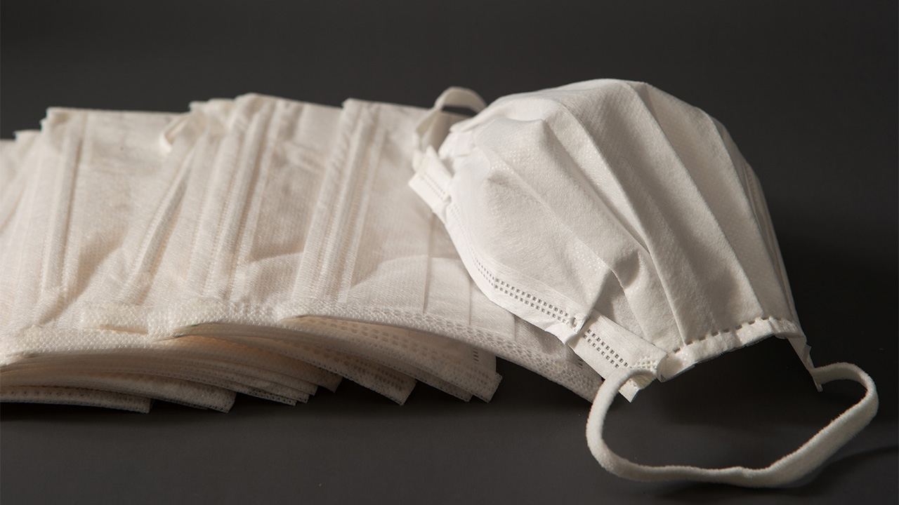 "เจ้าสัวซีพี" ทุ่ม 100 ล้าน สร้างโรงงานทำหน้ากากอนามัยแจกช่วย โควิด-19