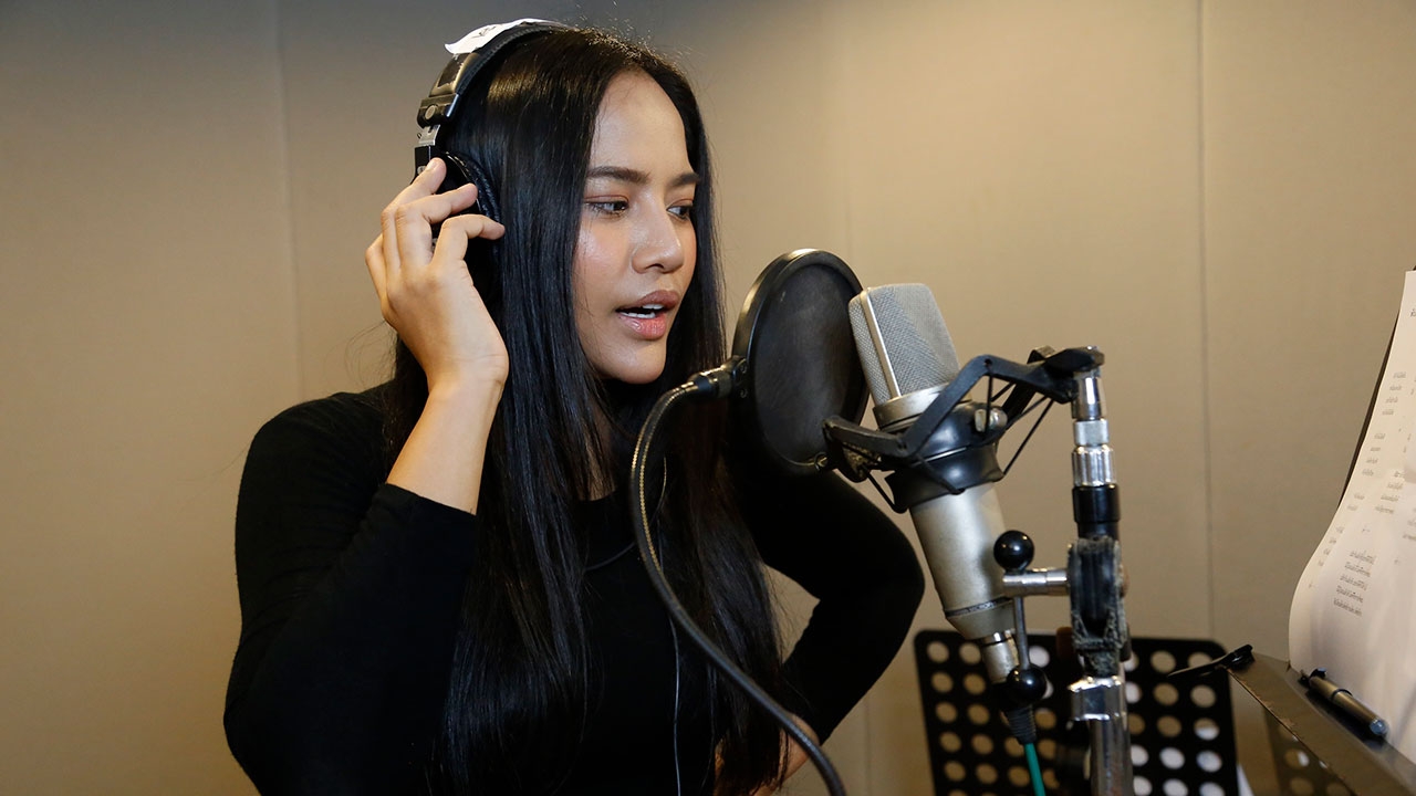 "กานดา" ดิ่งอารมณ์หลอน ครวญเพลงประกอบละคร "ปอบผีเจ้า" 