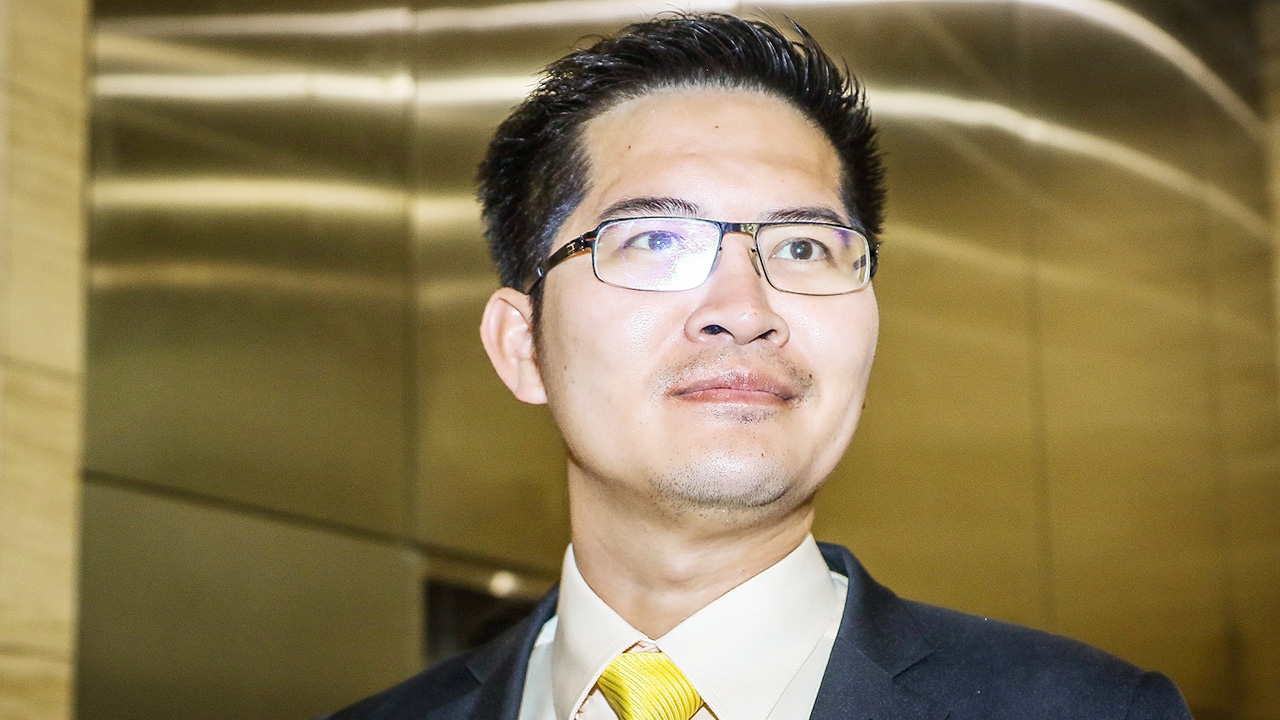 “มงคลกิตติ์” สละ 2 หมื่น สมทบกองทุนซื้อเวชภัณฑ์ หน้ากาก ช่วยหมอ-พยาบาล