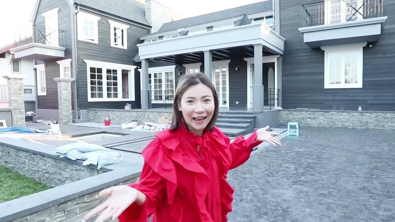 ต้นหอม เปิดบ้านครั้งแรก ติดลิฟต์โรงรถ ใช้ไม้จริง-เจอค่าติดตั้งล้านบาท