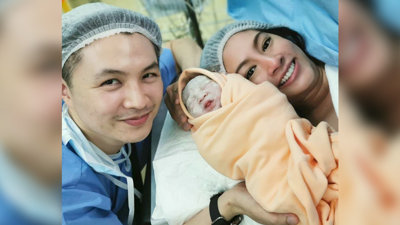 แอ ภัทราริน เผยข่าวดีคลอดลูกชายคนแรกแล้ว หน้าตาน่ารักน่าเอ็นดูมาก