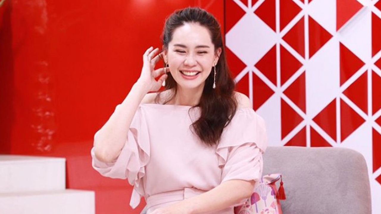 นุ้ย สุจิรา ไอเดียเจ๋ง แก้ปัญหาหน้ากากอนามัยหายาก ทำง่ายใช้ได้จริงไม่โม้ (คลิป)