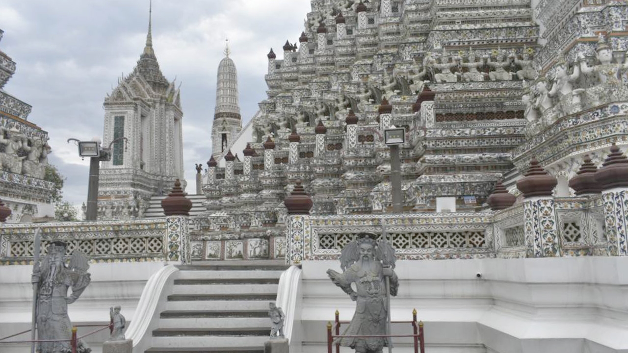 วัดอรุณเงียบมาก เจอพิษโควิด-19 โอดรัฐไม่แลตั้งจุดคัดกรองนทท.เข้า-ออก