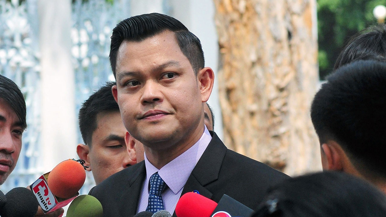 พลังประชารัฐผวาโดนด่า ไม่ให้เปิดวิสามัญ
