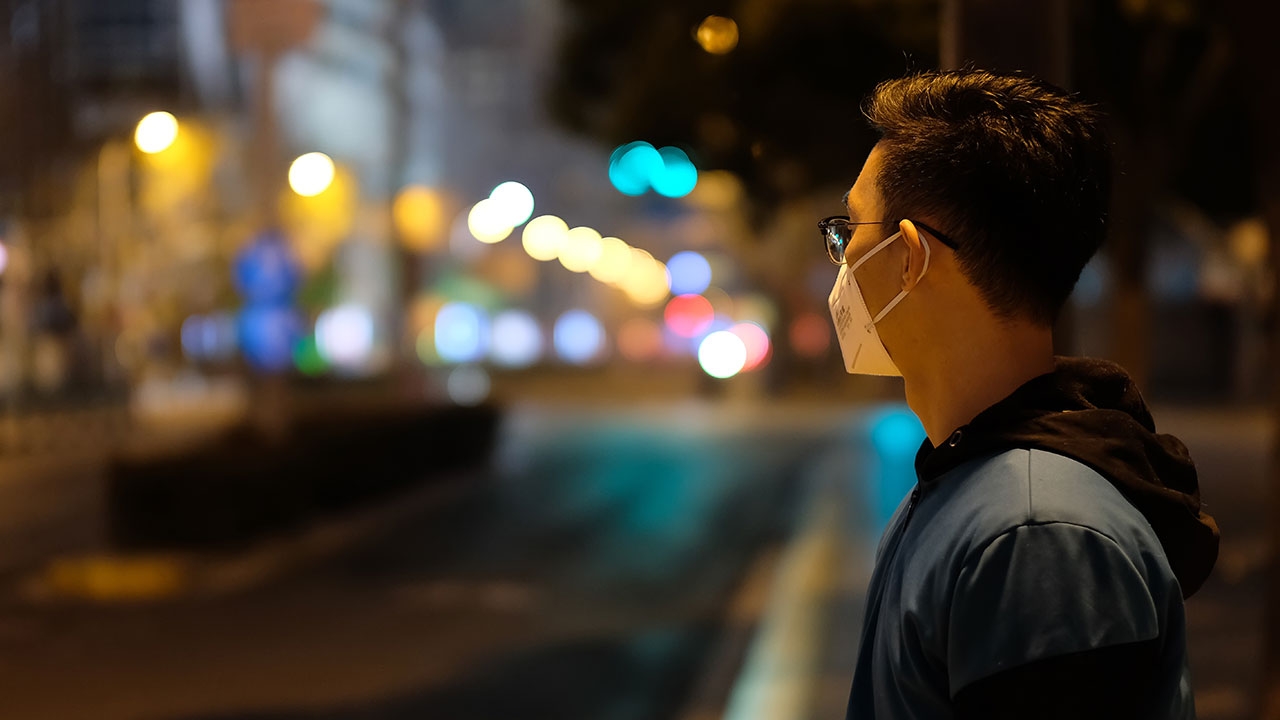 แยกย้ายกันอยู่แบบ Social Distancing เว้นระยะห่างระหว่างบุคคล สู้โควิด-19 