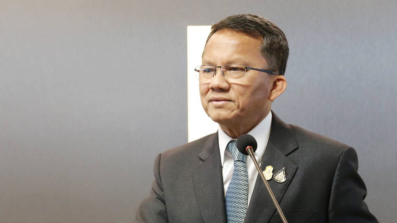 รมว.ยธ.สั่งราชทัณฑ์เร่งผลิตหน้ากาก ช่วยลดขาดแคลน สู้วิกฤติ "โควิด-19"