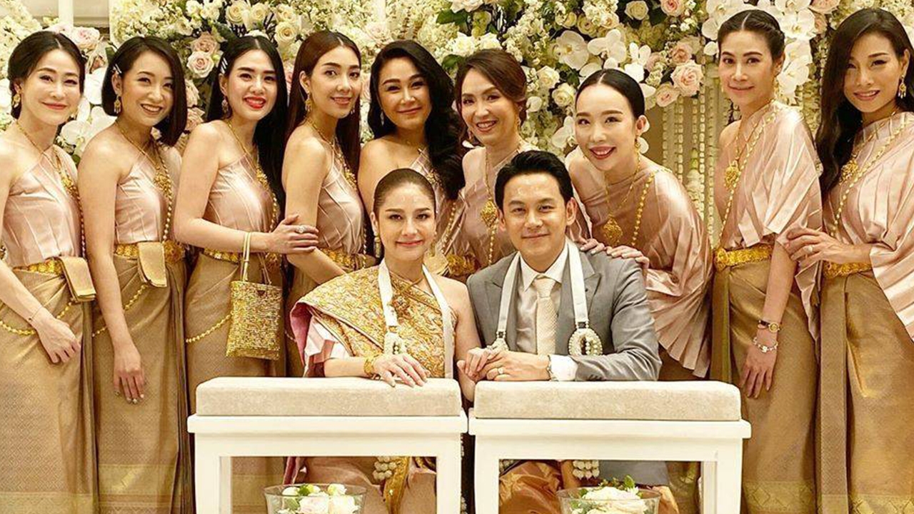 ชมภาพหวาน ฟลุค-นาตาลี เข้าพิธีวิวาห์แล้ว งานสวยอลังการมาก (คลิป)