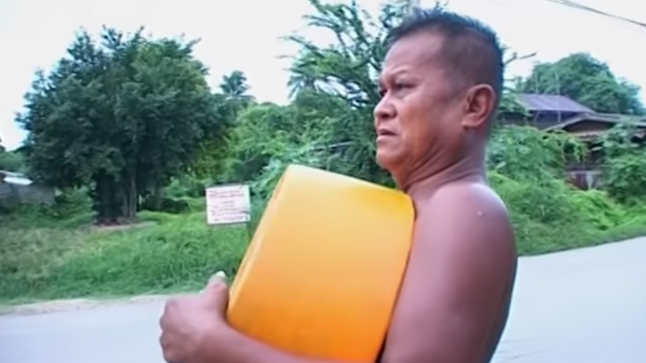 สุดเศร้าทั้งอำเภอ สิ้นตำนานคนดี “ลุงเสรี คนบุญผู้หยาบช้า” เสียชีวิตในวัย 76 ปี