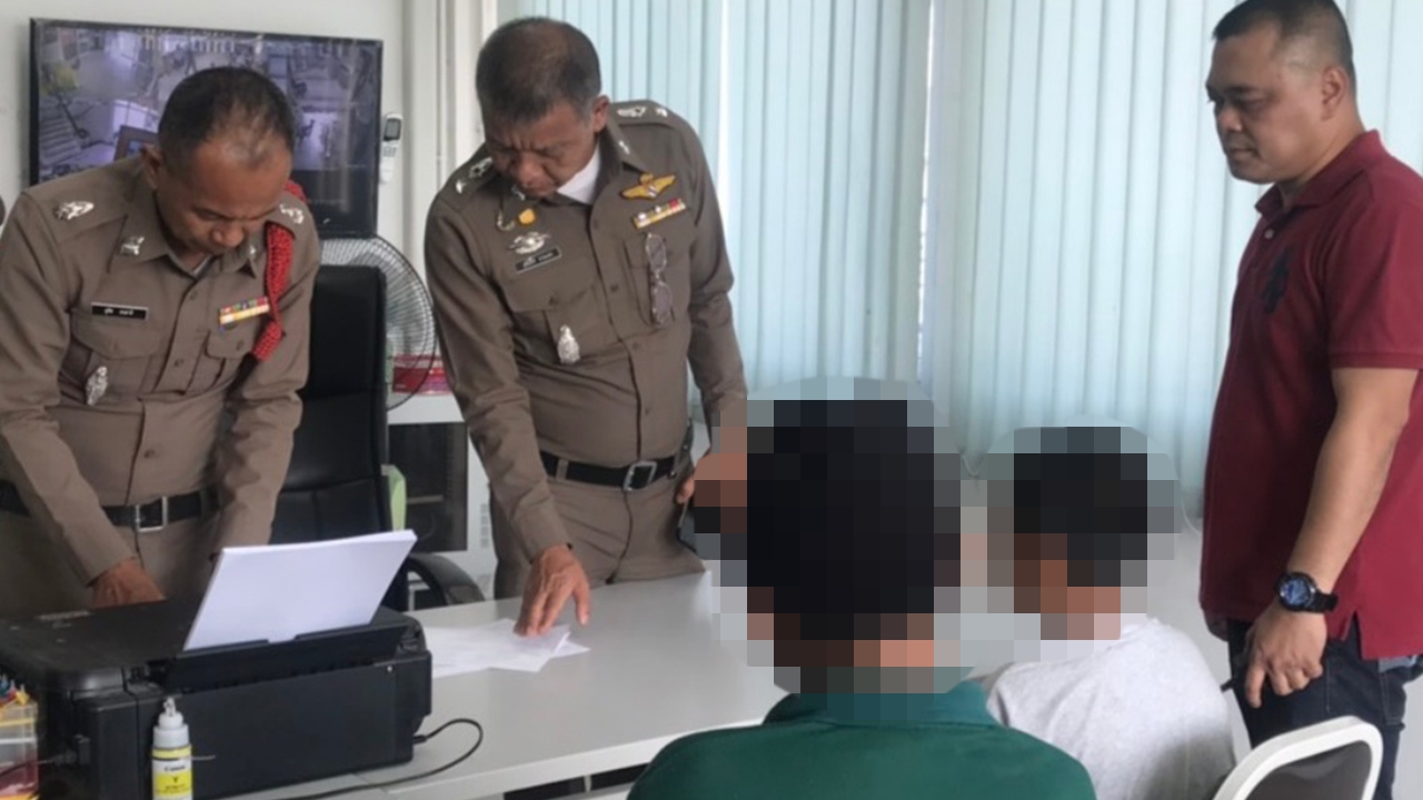 ตำรวจเชิญผู้ปกครองเด็กขับกระบะ กลางเมืองชลบุรี ตักเตือน-ปรับ 1 พัน