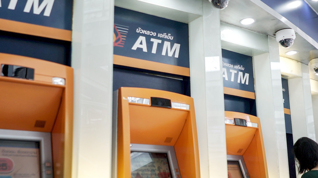 ธนาคารกรุงเทพ แจงพนักงานป่วยโควิด-19 สั่งเพื่อนร่วมงานกักตัว 14 วัน